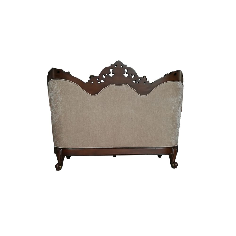 Devayne Loveseat W/4 Pillows(Same Lv01583)