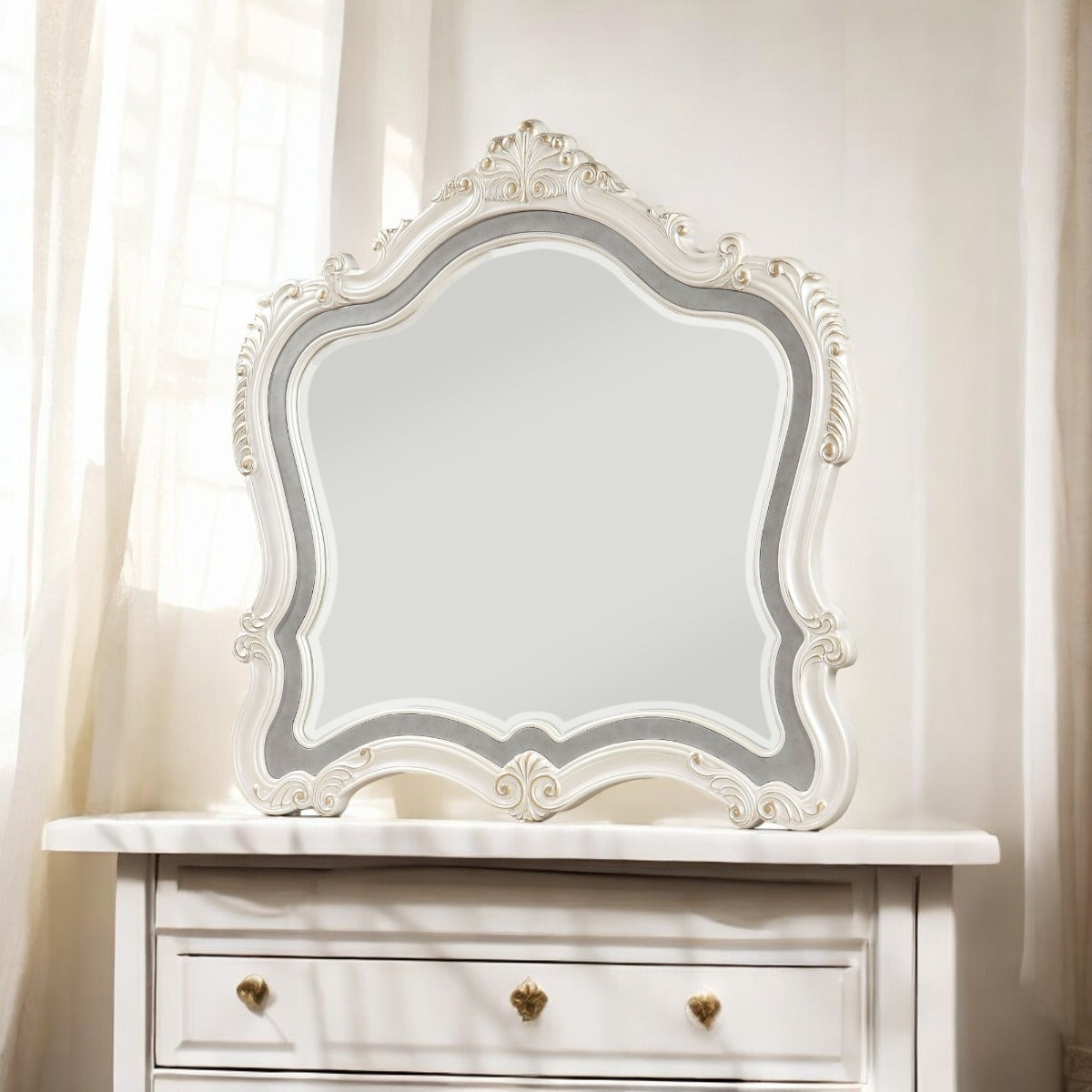 Chantelle Mirror