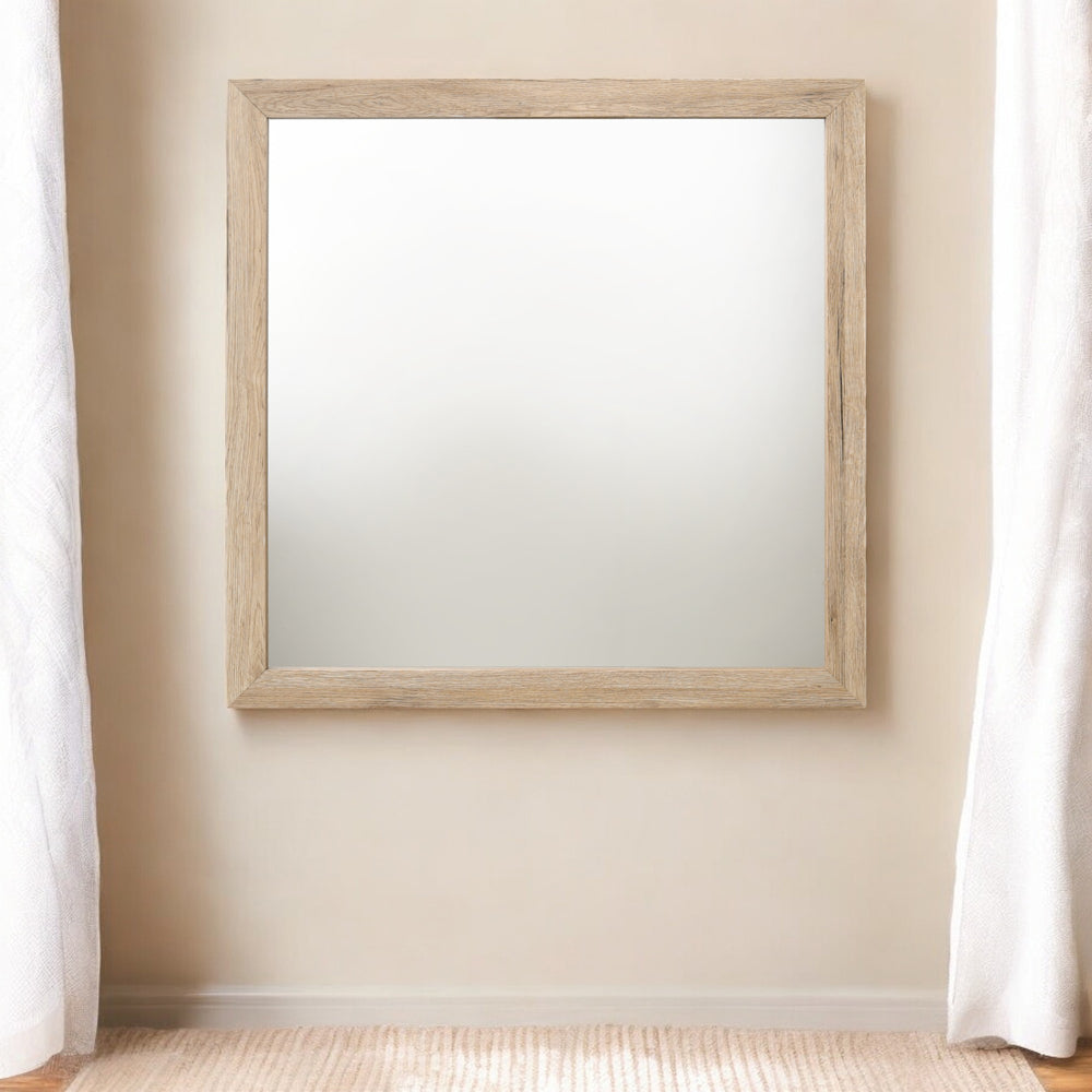 Miquell Mirror