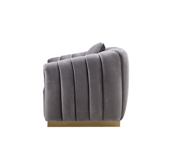 Elchanon Loveseat W/2 Pillows