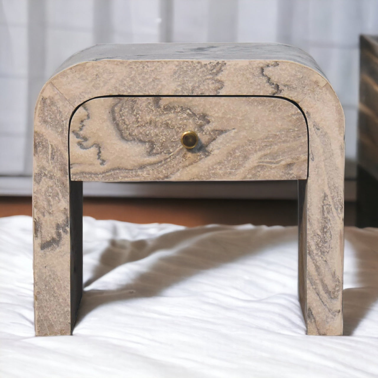 Nouveau nightstand