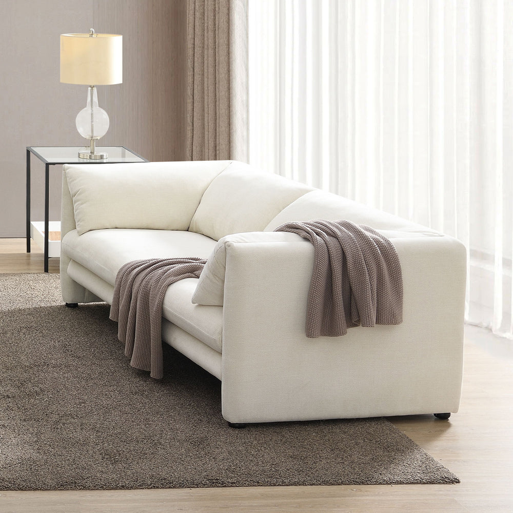 Jaeda Loveseat